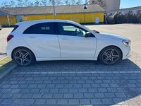 Gebraucht Mercedes A180 122 PS (89 kW) 2016 Weiß Limousine