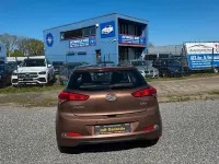 Gebraucht Hyundai i20 Style 101 PS (74 kW) 2016 Kleinwagen