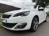 Gebraucht Peugeot 308 Allure 131 PS (96 kW) 2015 Weiß Kombi