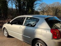 Gebraucht Toyota Corolla 97 PS (71 kW) 2005 Silber Kleinwagen