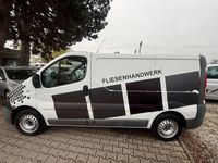 Gebraucht Renault Trafic 114 PS (83 kW) 2010 Weiß Van / Kleinbus