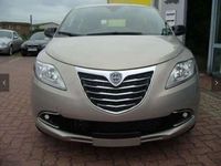 gebraucht Lancia Ypsilon Gold 0.9 TwinAir Turbo 8v* Allwetterreif