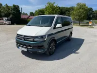 Gebraucht VW Multivan 150 PS (110 kW) 2018 Grün Van / Kleinbus