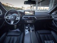 Gebraucht BMW M550 Performance 530 PS (389 kW) 2022 Blau Limousine