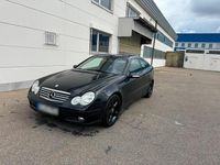 Gebraucht Mercedes C220 143 PS (105 kW) 2003 Schwarz Coupé