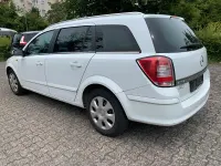 Gebraucht Opel Astra 116 PS (85 kW) 2008 Weiß Kombi