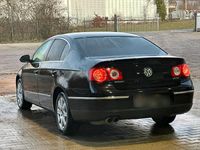 Gebraucht VW Passat 140 PS (102 kW) 2007 Schwarz Limousine