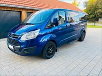 Gebraucht Ford Tourneo 170 PS (125 kW) 2017 Blau Van / Kleinbus