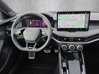 Neu Skoda Superb 193 PS (141 kW) 2025 Cobalt blau metallic Kombi