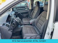 Gebraucht VW Touran Highline 140 PS (102 kW) 2015 Weiß Van / Kleinbus