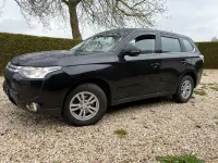 Gebraucht Mitsubishi Outlander Top 150 PS (110 kW) 2015 Schwarz SUV