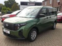 Neu Ford Tourneo Courier Trend 125 PS (91 kW) 2025 Green bursting metallic Van / Kleinbus
