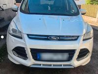 Gebraucht Ford Escape Titanium 242 PS (177 kW) 2015 Weiß SUV