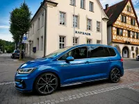 Gebraucht VW Touran R 190 PS (139 kW) 2016 Blau Van / Kleinbus