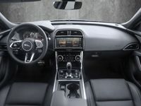 gebraucht Jaguar XE D200 R-Dynamic Black