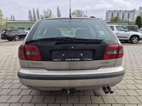 Gebraucht Volvo V40 140 PS (102 kW) 1998 Grau Kombi