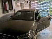 Gebraucht Audi A1 90 PS (66 kW) 2015 Schwarz Kleinwagen