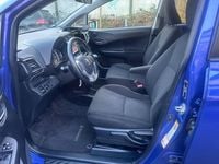 Gebraucht Toyota Verso-S Basis 99 PS (72 kW) 2015 Blau Van / Kleinbus