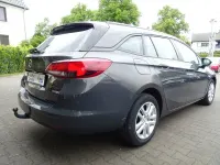 Używany Opel Astra Edition 125 KM (91 kW) 2016 Szary Kombi