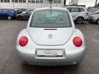 Gebraucht VW Beetle 129 PS (94 kW) 2002 Silber Kleinwagen