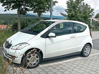 Gebraucht Mercedes A150 90 PS (66 kW) 2008 Weiß Kleinwagen