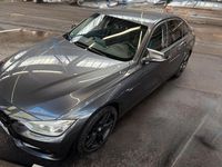 Gebraucht BMW 330 Sport Line 258 PS (189 kW) 2013 Grau Limousine
