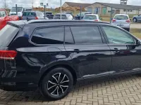 Gebraucht VW Passat Trendline 150 PS (110 kW) 2019 Schwarz Kombi