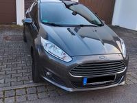 Gebraucht Ford Fiesta Titanium 125 PS (91 kW) 2017 Grau Limousine