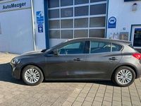 Gebraucht Ford Focus Titanium 150 PS (110 kW) 2020 Magneticgrau (metallic) Kleinwagen