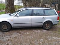 Gebraucht VW Passat 101 PS (74 kW) 1997 Silber Kombi