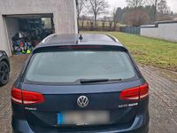 Gebraucht VW Passat Comfortline 190 PS (139 kW) 2015 Blau Kombi