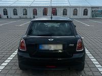 Gebraucht Mini Cooper 75 PS (55 kW) 2010 Schwarz Kleinwagen