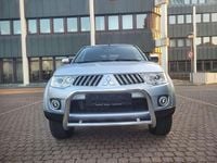 Gebraucht Mitsubishi L200 Intense 178 PS (130 kW) 2012 Coolsilber (m) Pickup