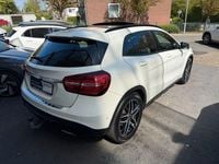 Gebraucht Mercedes GLA200 Night 136 PS (100 kW) 2017 Calcitweiss/zirrusweiss SUV