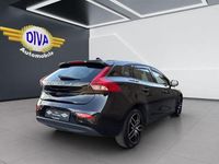 Gebraucht Volvo V40 You! 122 PS (89 kW) 2016 Schwarz Kombi