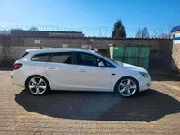 Gebraucht Opel Astra 180 PS (132 kW) 2012 Weiß Kombi