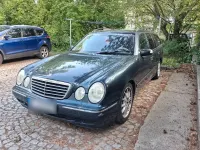 Gebraucht Mercedes E240 Avantgarde 170 PS (125 kW) 2002 Schwarz Kombi