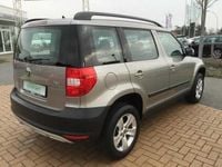 Gebraucht Skoda Yeti Ambition 105 PS (77 kW) 2010 Beige metallic SUV