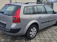 Gebraucht Renault Mégane II Avantage 113 PS (83 kW) 2005 Gelb Limousine