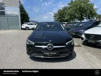Gebraucht Mercedes CLA220 Progressive 190 PS (139 kW) 2022 Unilack nachtschwarz Limousine