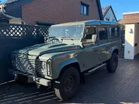 Gebraucht Land Rover Defender 122 PS (89 kW) 2013 Grün SUV