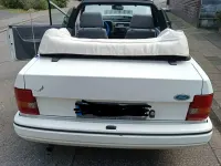 Gebraucht Ford Escort Cabriolet 102 PS (75 kW) 1989 Weiß Cabrio
