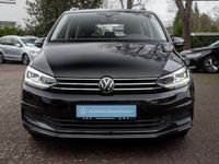 Gebraucht VW Touran Move 150 PS (110 kW) 2024 Schwarz Van / Kleinbus