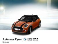 Gebraucht Mini Cooper 136 PS (100 kW) 2019 Solaris orange (metallic) Kleinwagen
