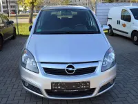 Gebraucht Opel Zafira Edition 140 PS (102 kW) 2006 Starsilber iii m2 Van / Kleinbus