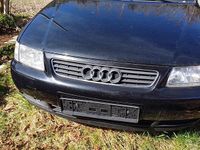 Gebraucht Audi A3 101 PS (74 kW) 1999 Blau Kleinwagen