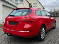 Gebraucht Opel Astra 165 PS (121 kW) 2014 Rot Kombi
