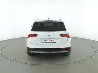 Gebraucht VW Tiguan Highline 150 PS (110 kW) 2020 Weiß SUV