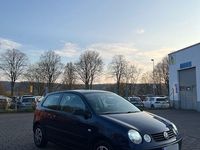 Gebraucht VW Polo Basis 54 PS (39 kW) 2002 Blau Limousine