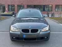 Gebraucht BMW 525 177 PS (130 kW) 2004 Grau Kombi